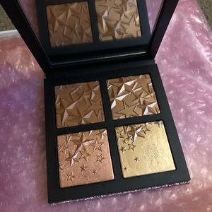 MAC Star-Dipped Face Compact bronzer highlighter